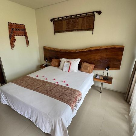Villa Karingal Senggigi Exterior foto
