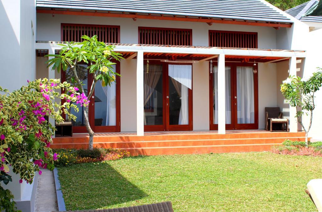 Villa Karingal Senggigi Exterior foto