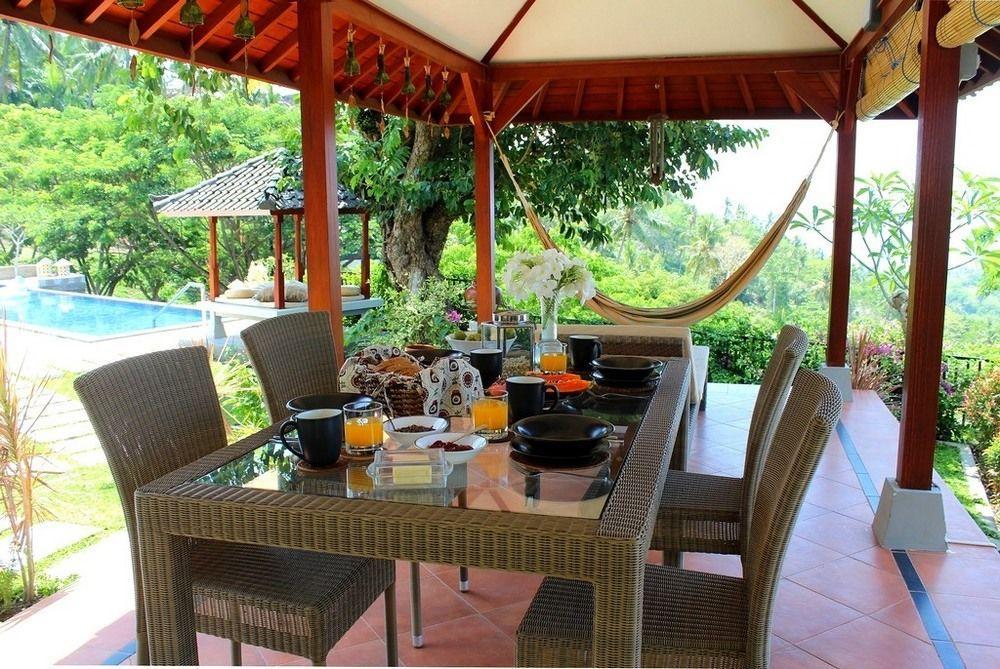 Villa Karingal Senggigi Exterior foto