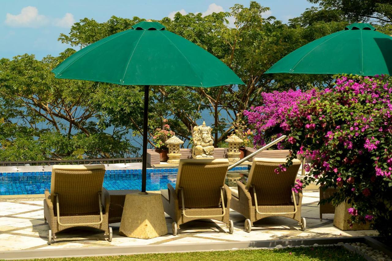 Villa Karingal Senggigi Exterior foto